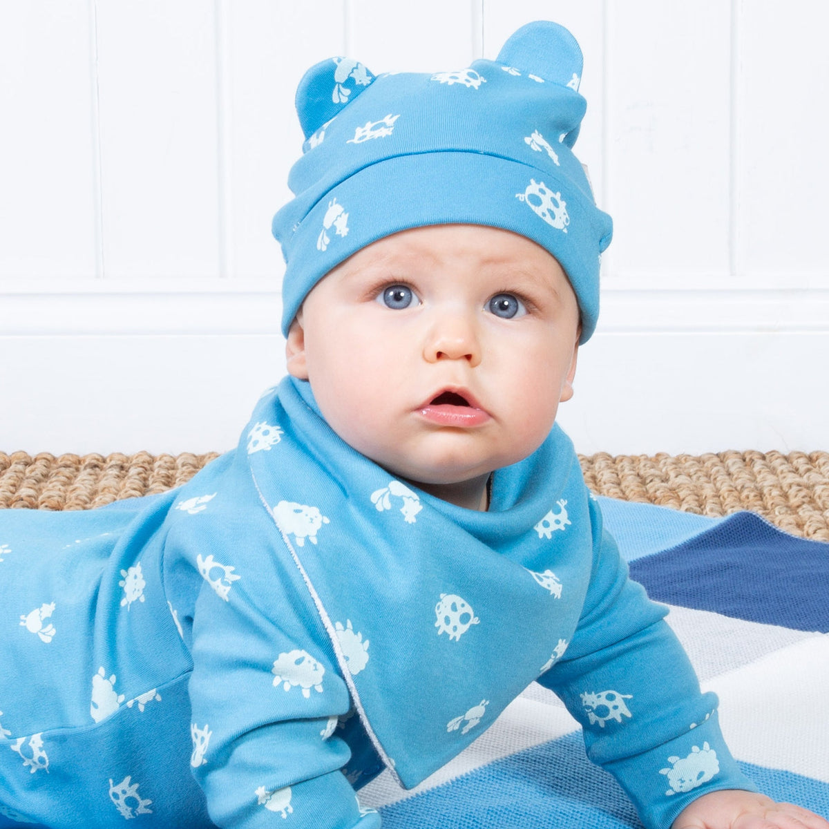 Polka farm bib- blue