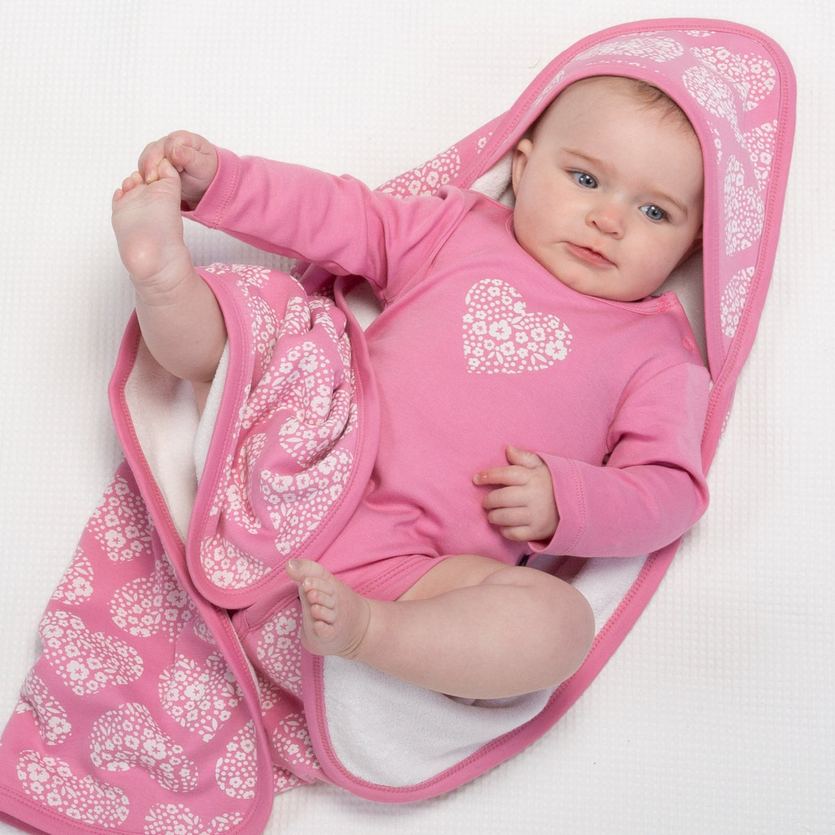 Ditsy heart cuddle wrap